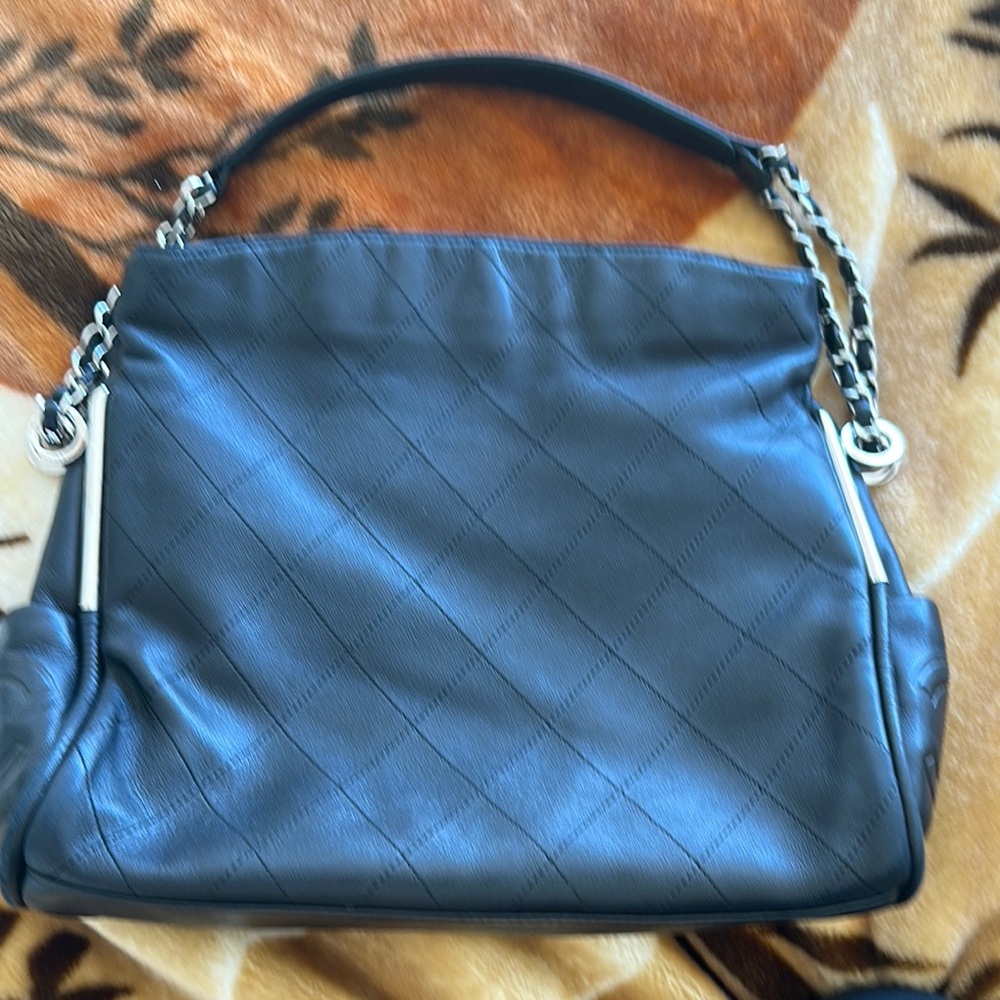 CHANEL Black Quilted Shoulder Bag with Chain Detail